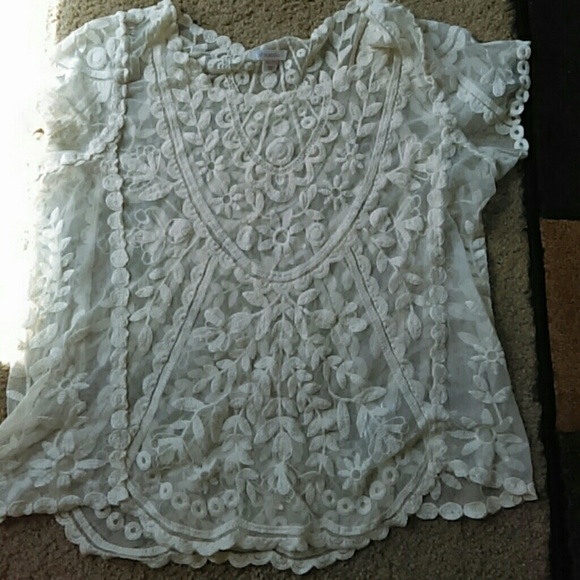 Cream lace short sleeve