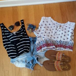 2 shirts and a chamsa necklace from poland