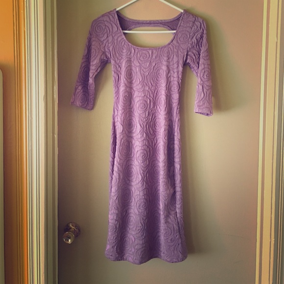 Skin tight, dusty purple, rose pattern dress!