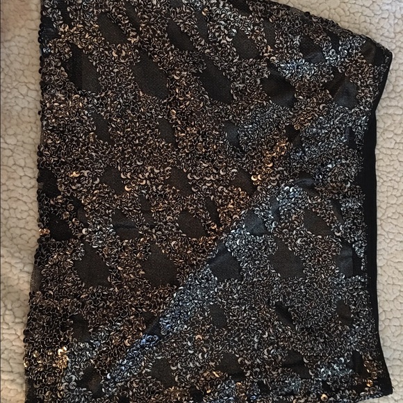Express sequined skirt