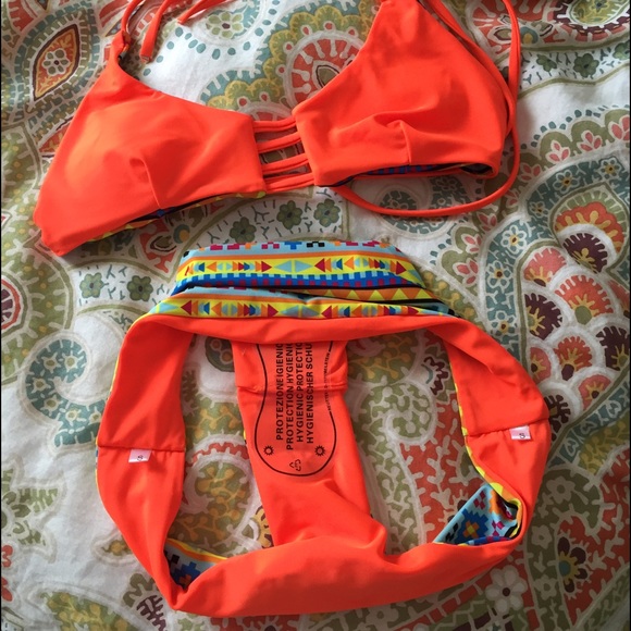 4 suits for the price of 1 - Picture 2 of 2