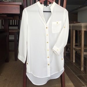 Spense sz S white top w gold buttons, front pocket