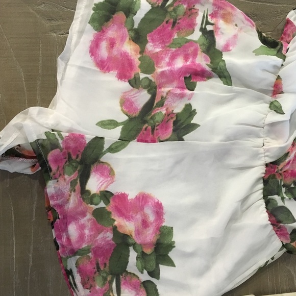 ‼️SALE‼️🔥ONE SMALL LEFT - Picture 4 of 4