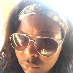 Meet your Posher, Lashawnae