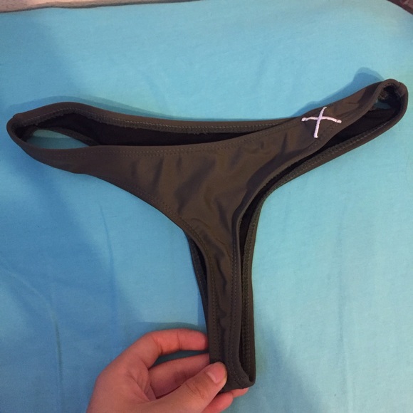 Trade for Boutine LA Boutine - Picture 1 of 3