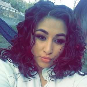 Meet your Posher, Daniela