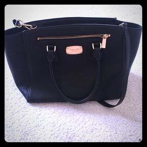Michael Kors Selma Black