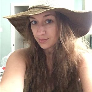 Meet your Posher, Kari