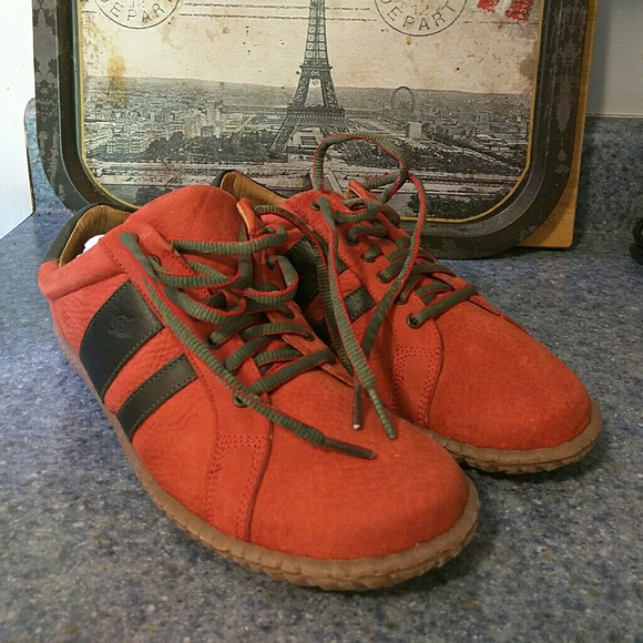 LAST DAY FOR LISTING - 90's RAVE SHOES