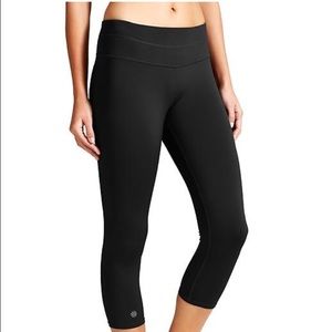 Athleta Sonar Capri