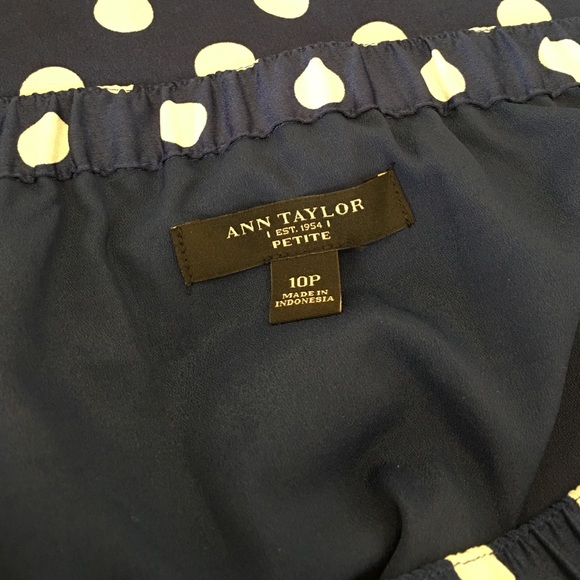 Polka dot satin pencil skirt from Ann Taylor - Picture 4 of 4