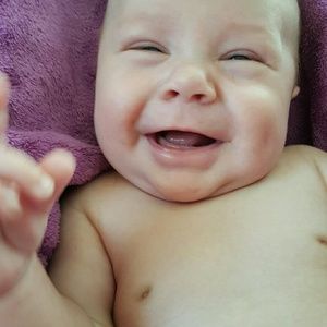 Meet your Posher, Leslie