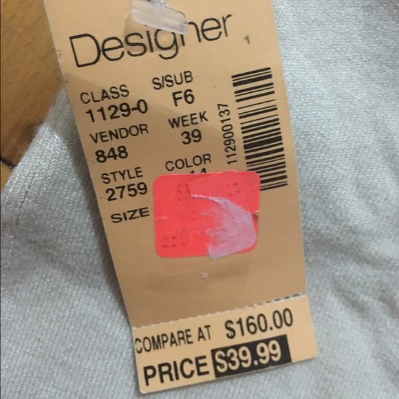 Chain halter top - Picture 3 of 3