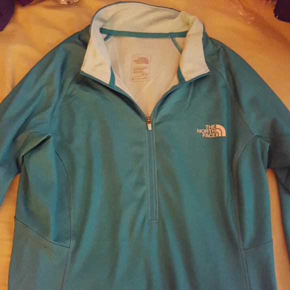 Long sleeve teal green north face jacket