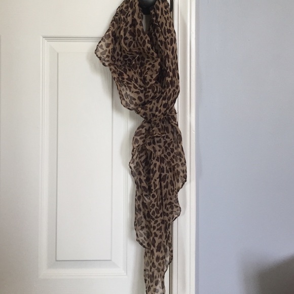 leopard print scarf