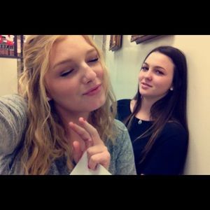 Meet your Posher, Lauren