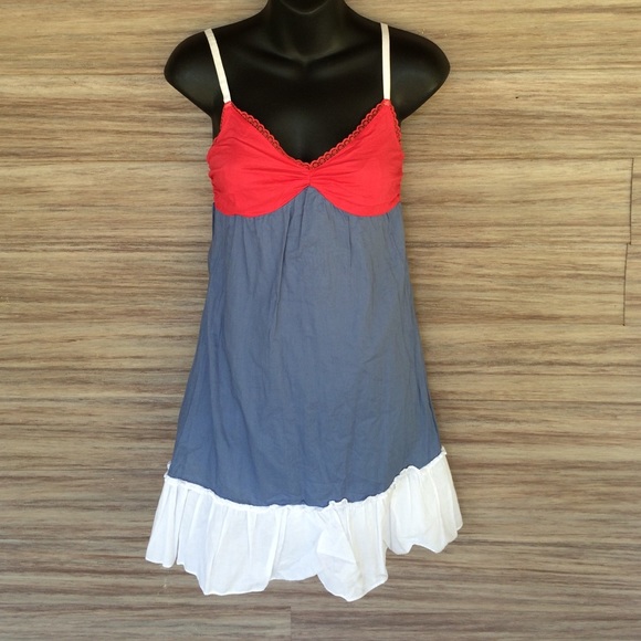 Guess Dresses & Skirts - Guess Jeans color-block dress