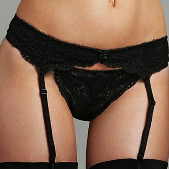 Victorica's Secret Black Lace Garder