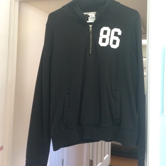 Black vs sweatshirt