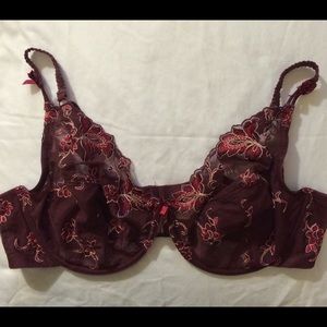 Avenue Bra 44DD