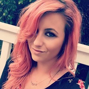 Meet your Posher, Gina