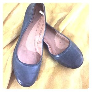 Mossimo Forrest Green slip on