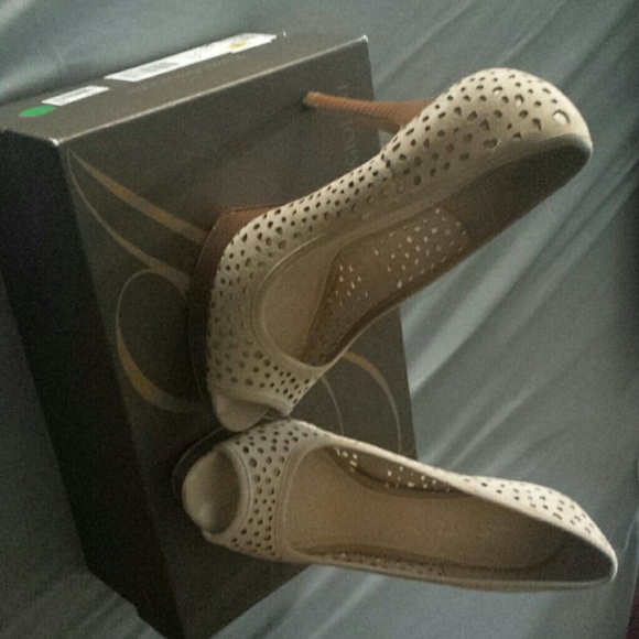 Cute heels for any occasion - Picture 2 of 3