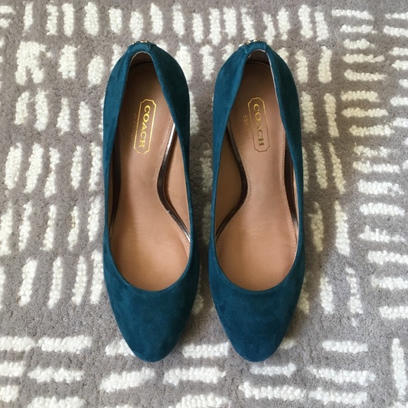 COACH Turquoise Suede Pumps with Marbled Heel