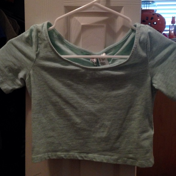 H&M crop top