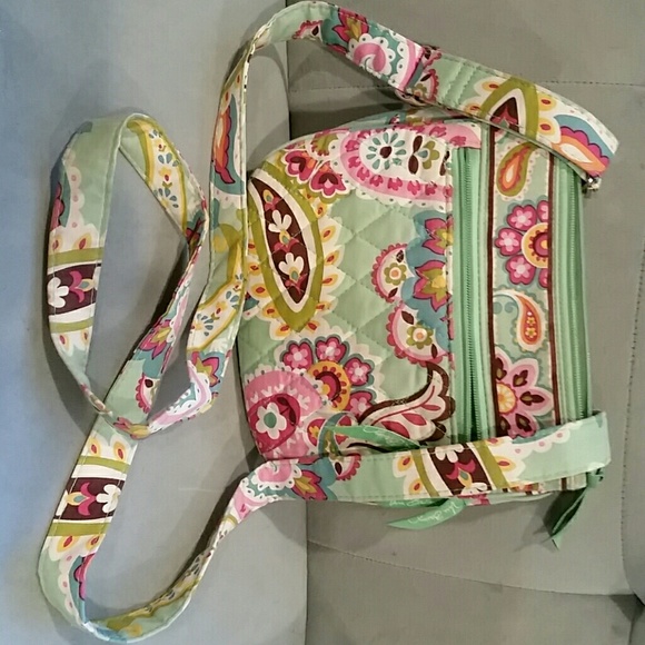 ***REDUCED! Vera Bradley cross body