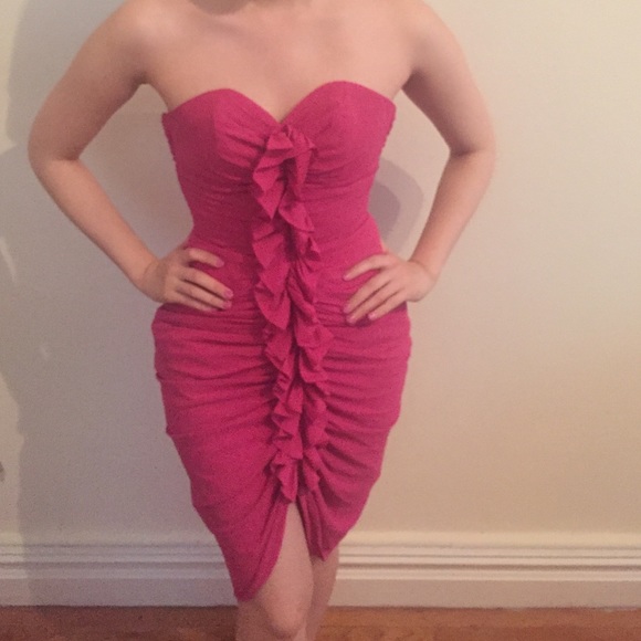 Strapless Ruffle Pink sweetheart dress