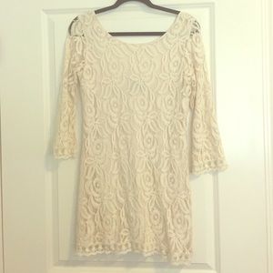 Cream lace 3/4 length sleeve dress
