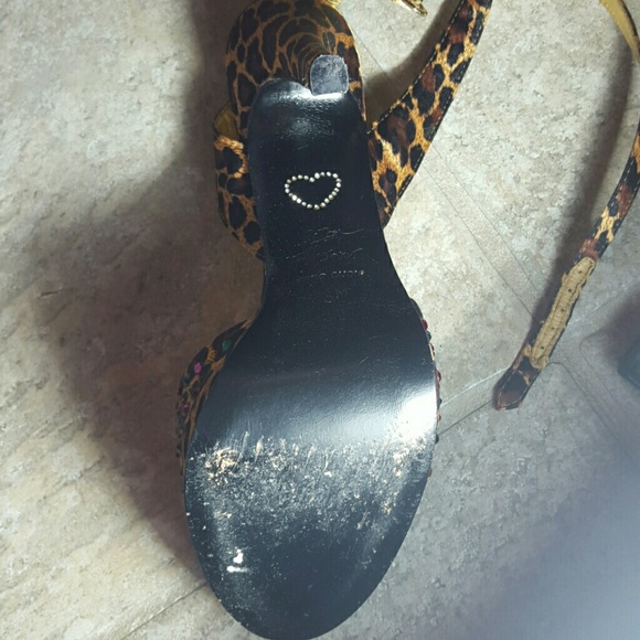 Betsey Johnson Heels - Picture 3 of 3