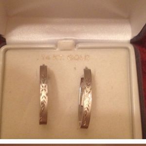 Bundle :) very good deal for this!!!!