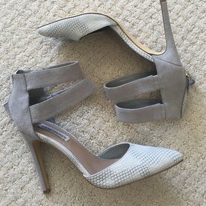 Brand new, hot grey heels!