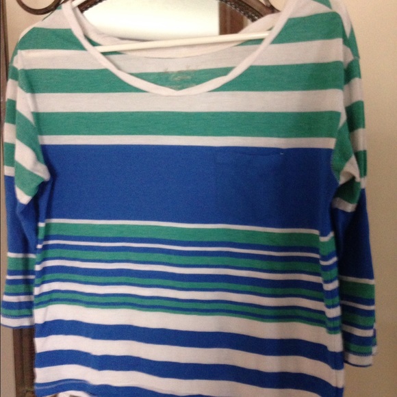 American Eagle long sleeve shirt