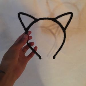 Fuzzy black cat ears! 😻💓✨