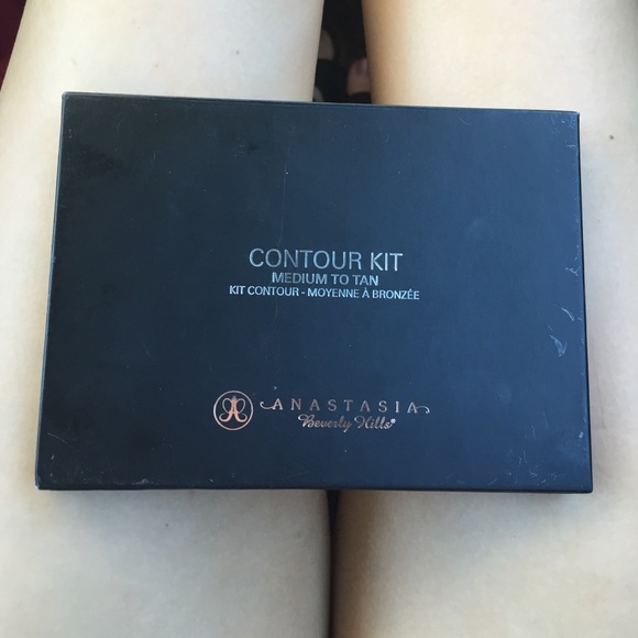 Anastasia powder contour kit