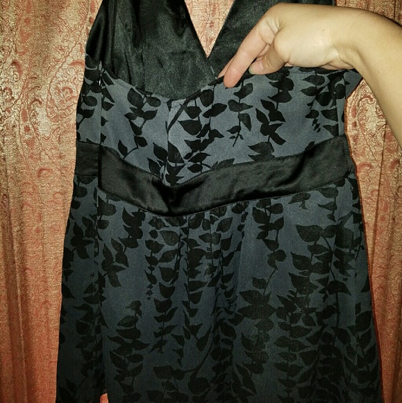 💖🌟Express Halter Top🌟💖 - Picture 3 of 3