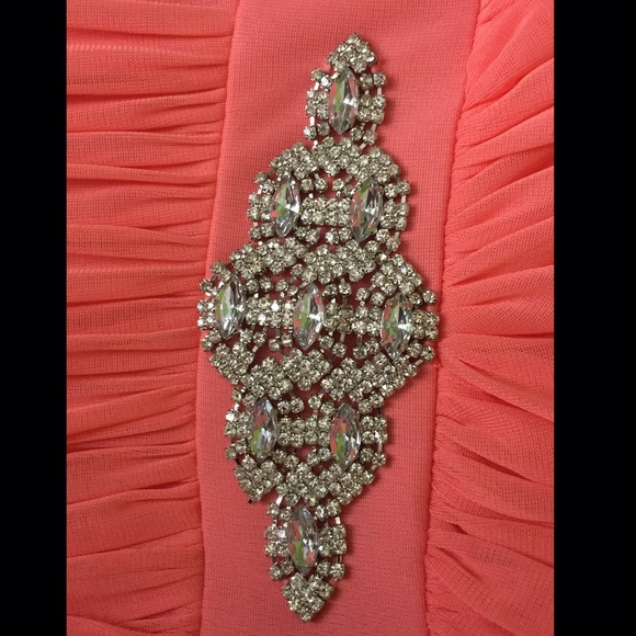 Beautiful coral prom dress! - Picture 3 of 3