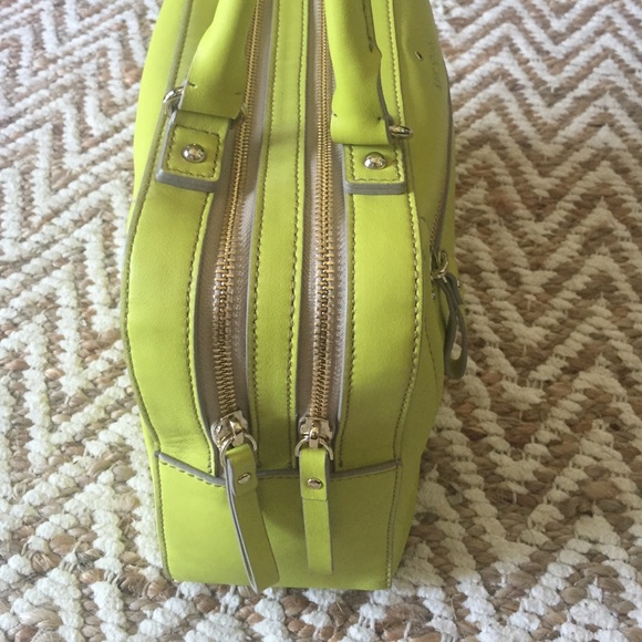 KATE SPADE adorable neon yellow handbag - Picture 3 of 4