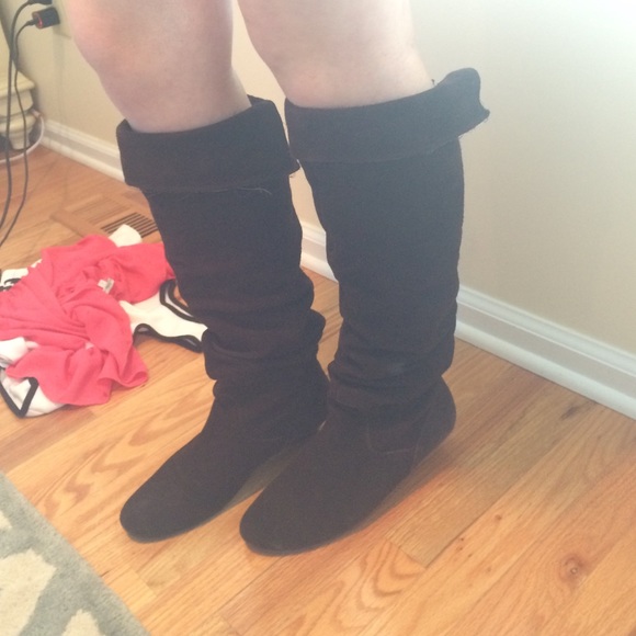 Dark brown low heeled boots