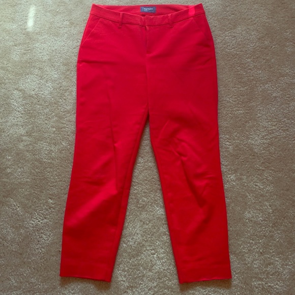 Red Old Navy Harper pants. LIKE NEW. Size 4