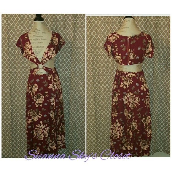 NWOT!!Summer beach sexy printed dress - Picture 2 of 3