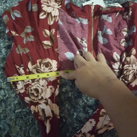 NWOT!!Summer beach sexy printed dress - Picture 3 of 3