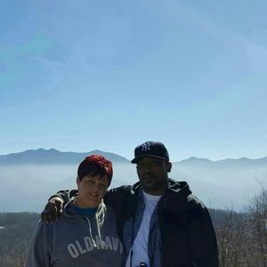 Meet your Posher, Joy