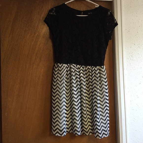 Black and white dress