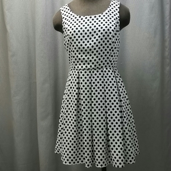 Forever 21 Dresses & Skirts - FOREVER 21 MINI black white Dress Sz M