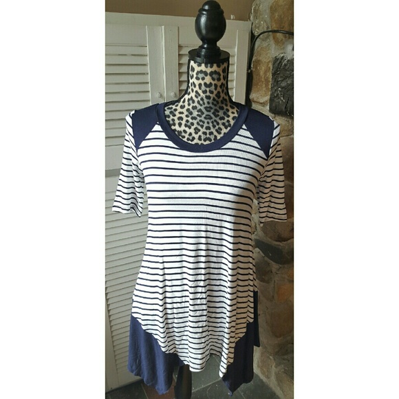 Navy stripes tunic top - Picture 2 of 3