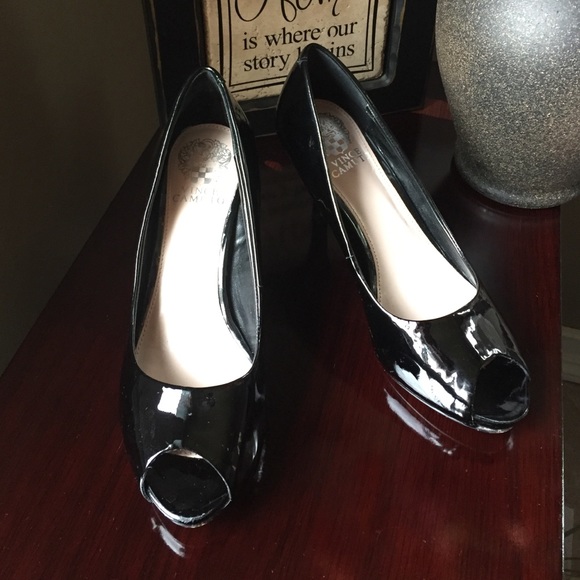 Vince Camuto black heels